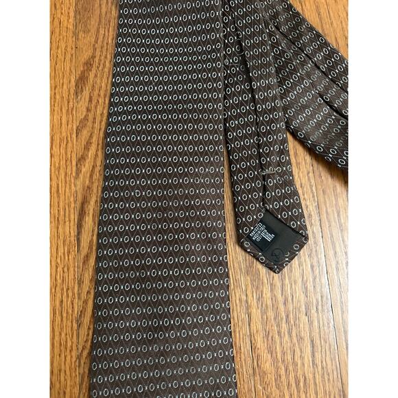 Giorgio Armani Brown with Silver Colored Design Men's Necktie Tie 100 Silk Italy - Picture 2 of 5